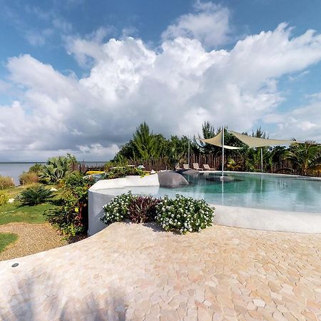 Dolphin @ Swan Villas Maya Beach Exterior photo