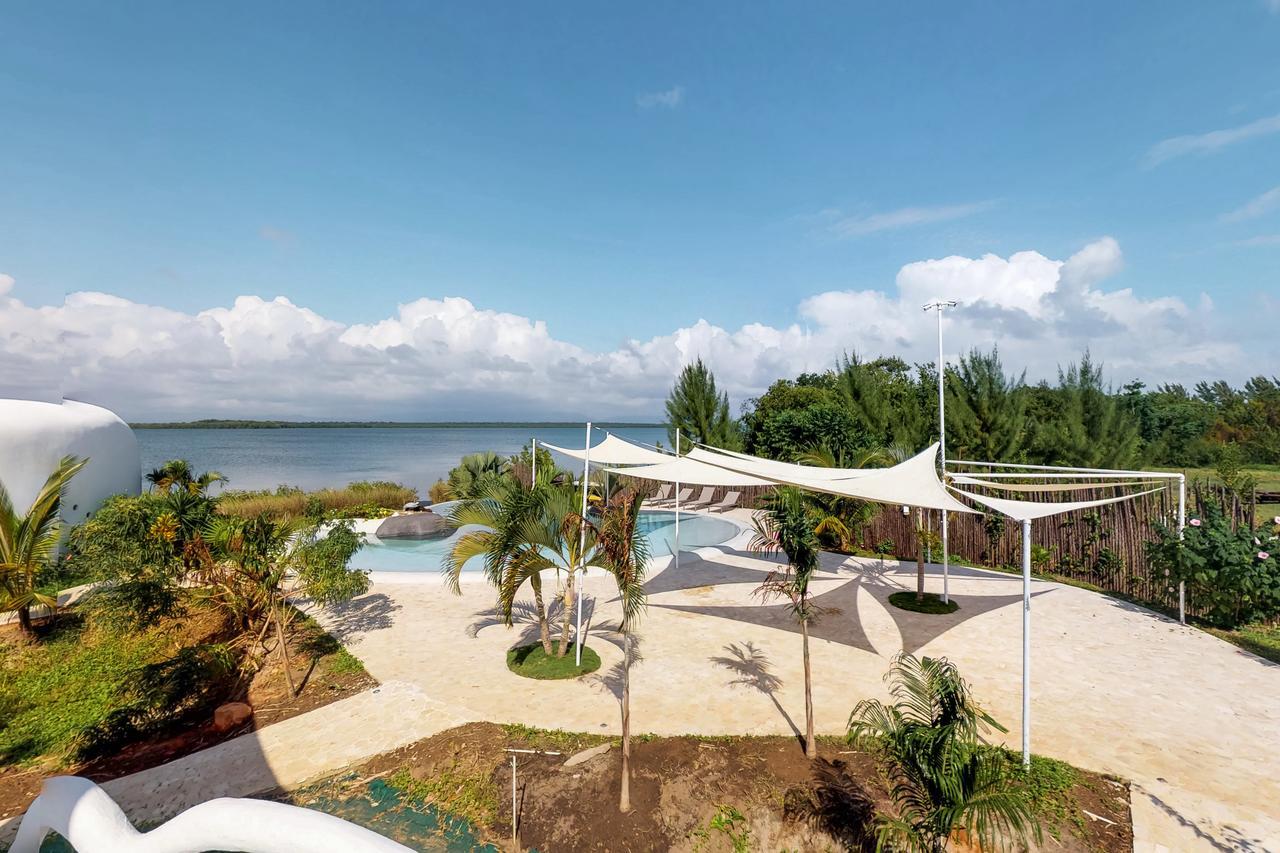 Dolphin @ Swan Villas Maya Beach Exterior photo